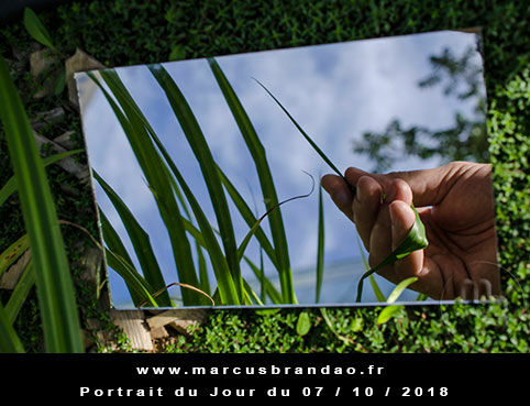 En 2018, Portrait du Jour sera consacré à l’autoportrait avec chaque semaine un thème différent. Portrait du jour 2018-10-07