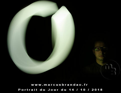 En 2018, Portrait du Jour sera consacré à l’autoportrait avec chaque semaine un thème différent. Portrait du jour 2018-10-14