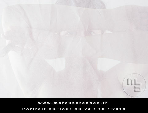 En 2018, Portrait du Jour sera consacré à l’autoportrait avec chaque semaine un thème différent. Portrait du jour 2018-10-24