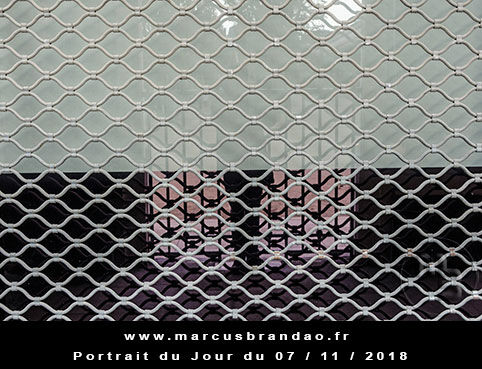 En 2018, Portrait du Jour sera consacré à l’autoportrait avec chaque semaine un thème différent. Portrait du jour 2018-11-07