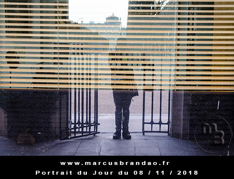 En 2018, Portrait du Jour sera consacré à l’autoportrait avec chaque semaine un thème différent. Portrait du jour 2018-11-08
