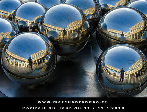 En 2018, Portrait du Jour sera consacré à l’autoportrait avec chaque semaine un thème différent. Portrait du jour 2018-11-11