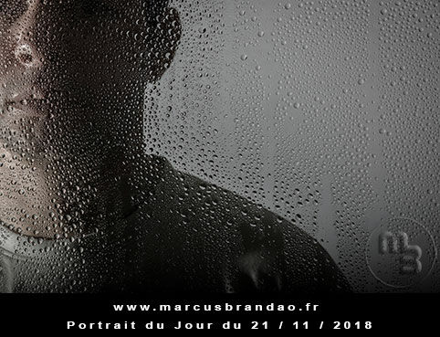 En 2018, Portrait du Jour sera consacré à l’autoportrait avec chaque semaine un thème différent. Portrait du jour 2018-11-21